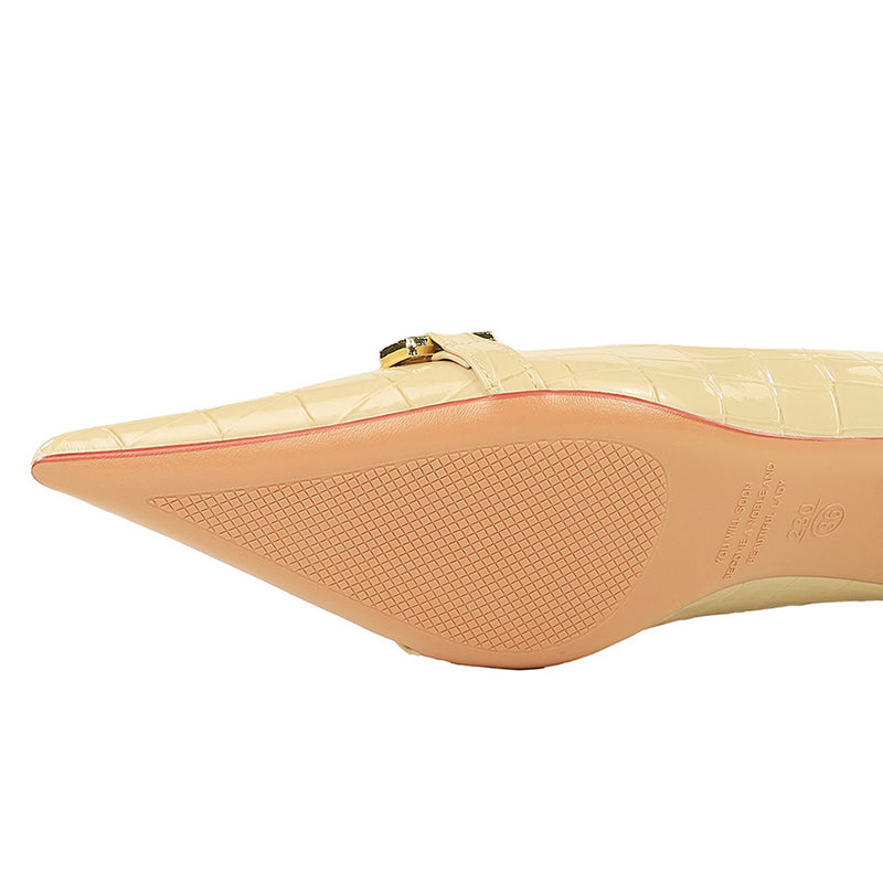 Women Pointed Toe Stone Pattern Retro Low Heels Pumps Shoes