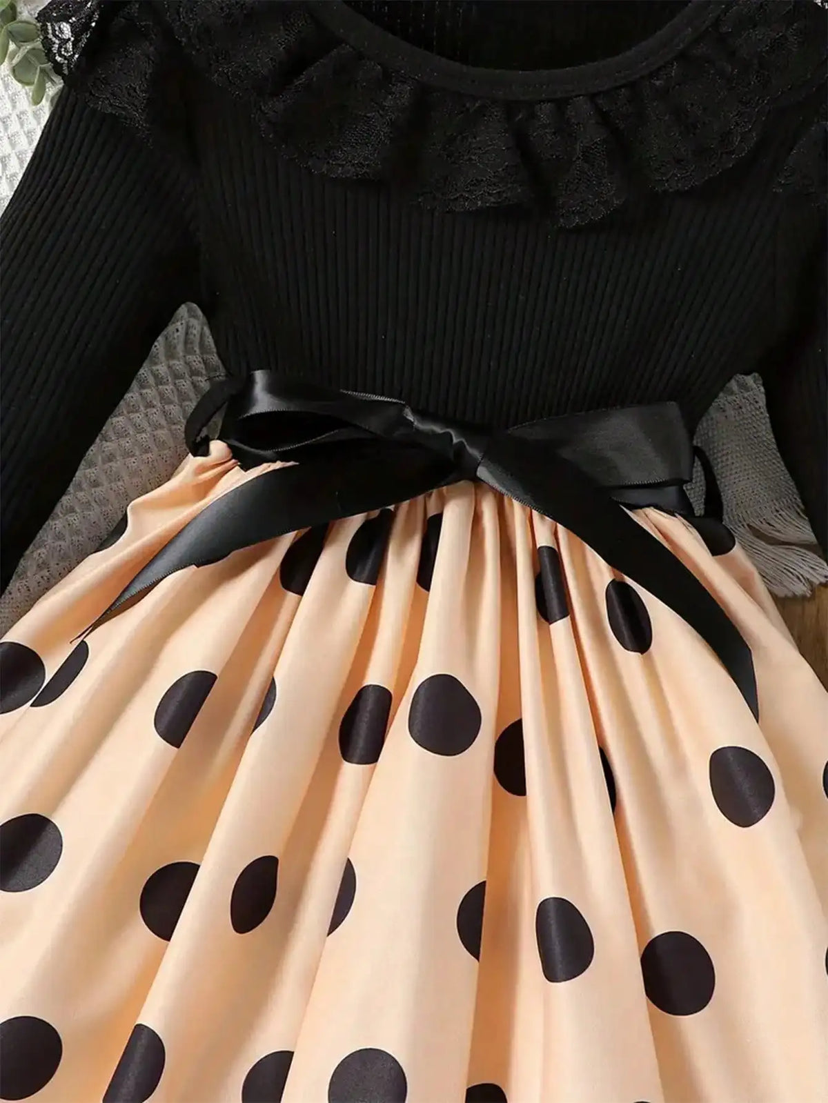 Girls' Polka Dot Pattern Belt dress