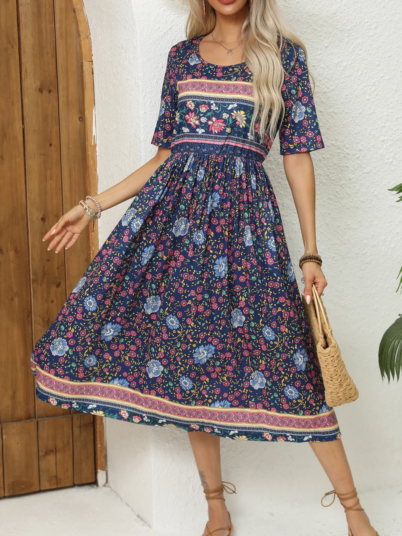 Women's Round Neck Short Sleeve Bohemian Dress