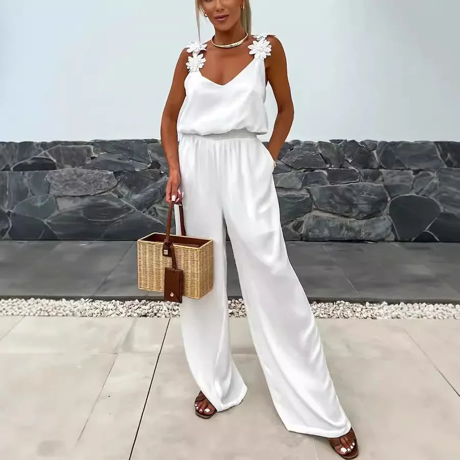 Women's Sleeveless Pocket Design Loose Fit Jumpsuit