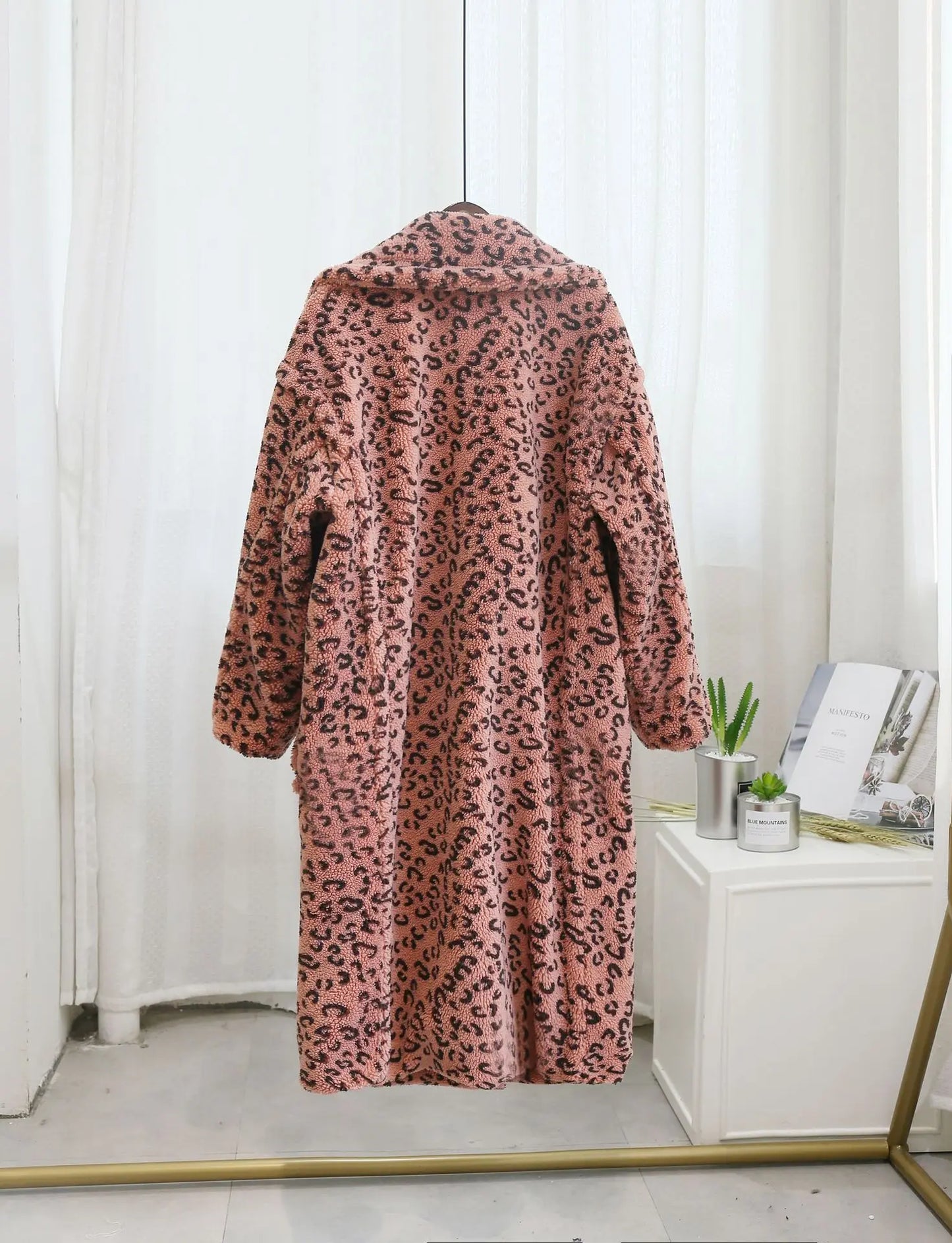 Women's Faux Fur Luxury Plush Coat