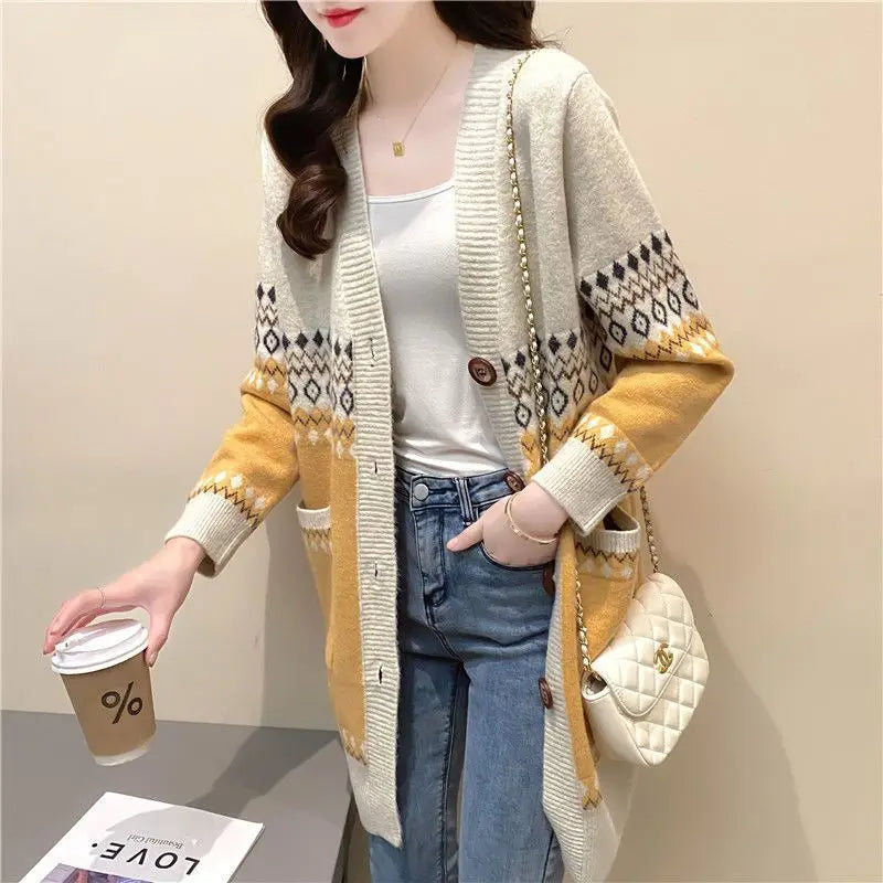 Women's V-neck Long Sleeve Printing  Knitting Button Sweater