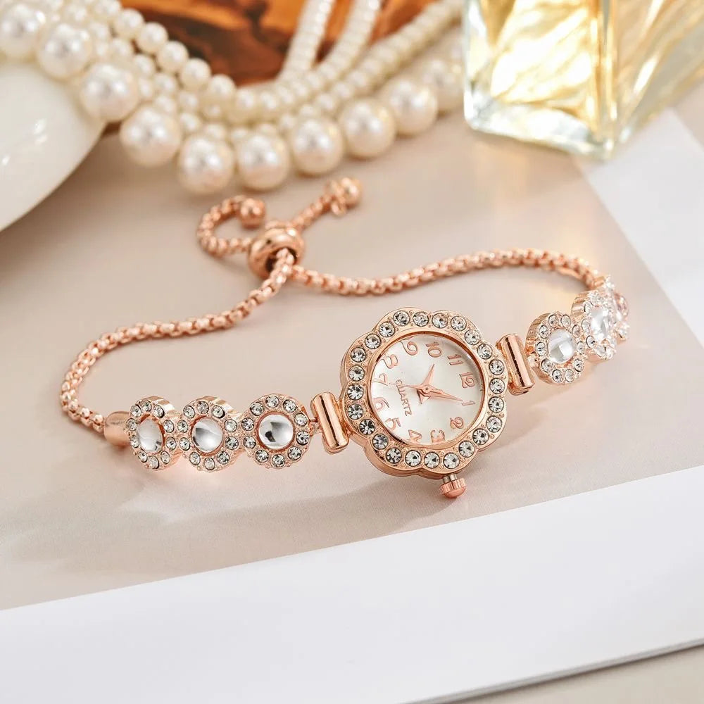 Women's Elegant Rhinestone Strap Quartz Wristwatch