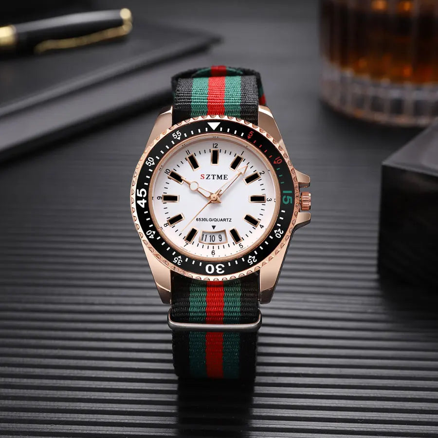 Men's Nylon Strap Calendar Simple Quartz Watch