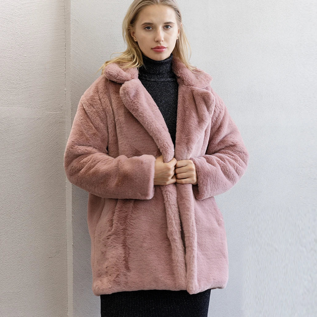 Women's FAUX Fur Elegant Mink Coat