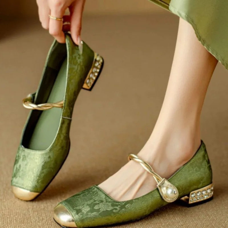 Women's Versatile French Style Shallow Mouth Lightweight Shoes