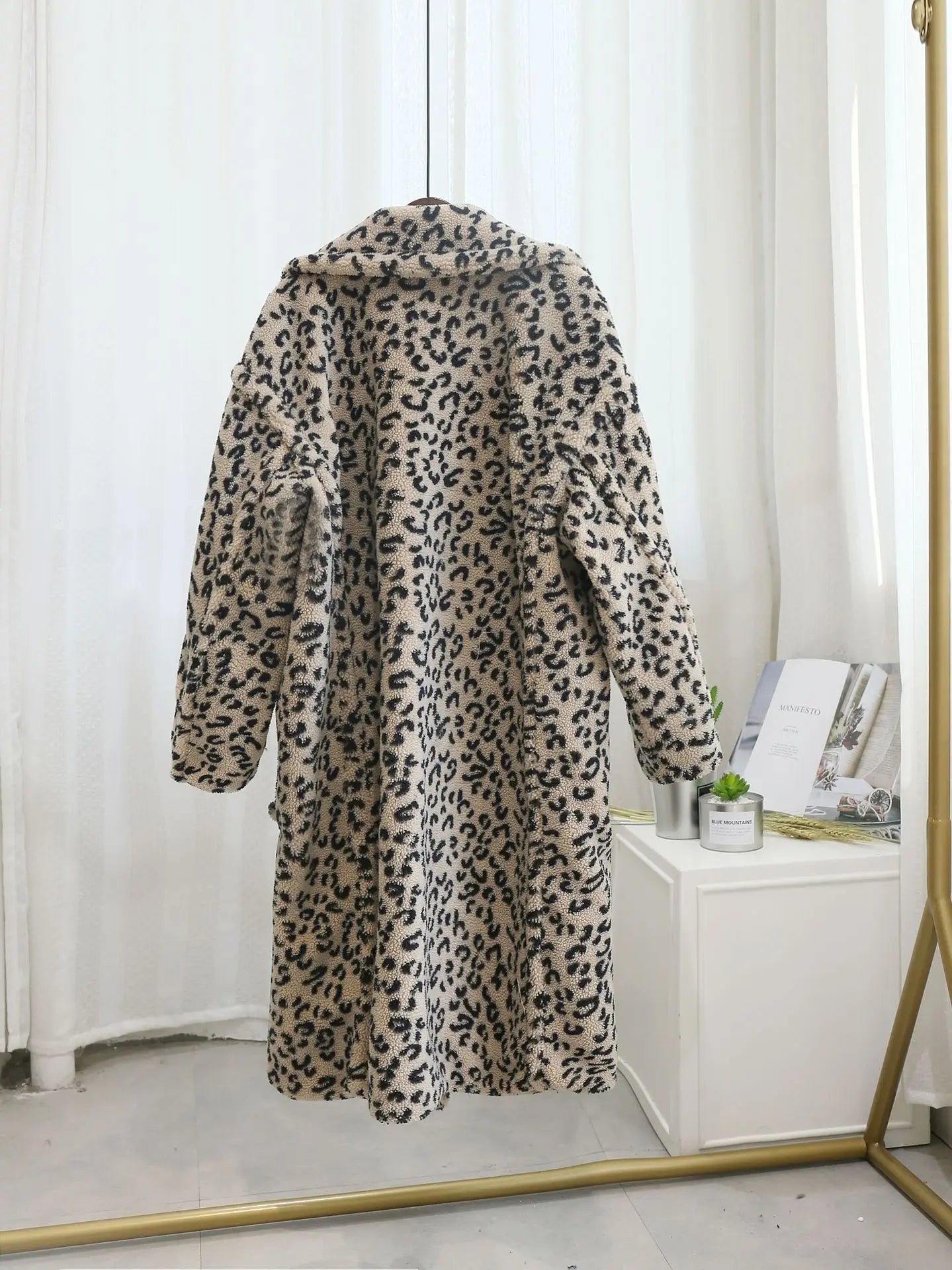 Women's Faux Fur Luxury Plush Coat