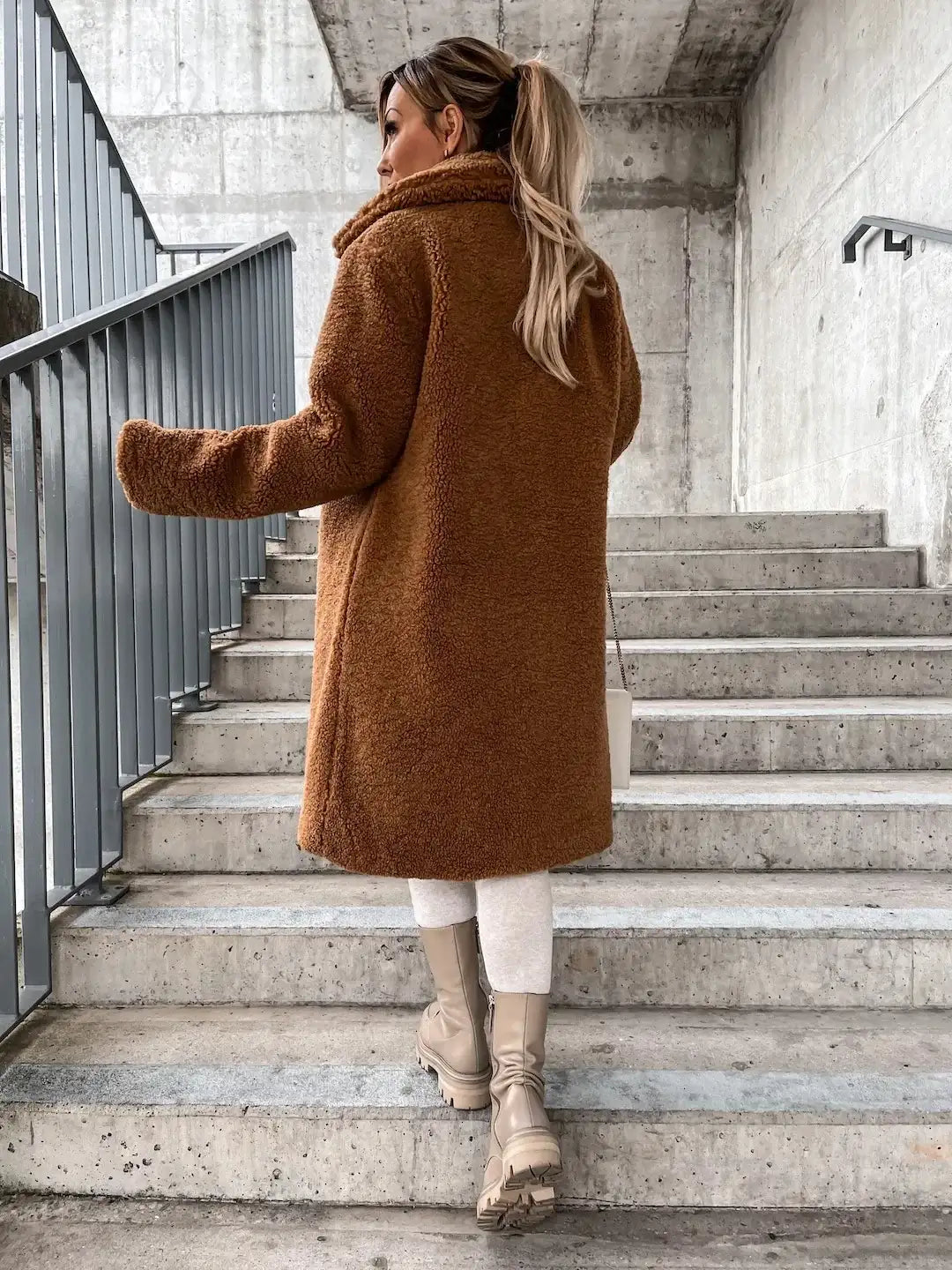 Women's Long Sleeved Collared Fleece Coat
