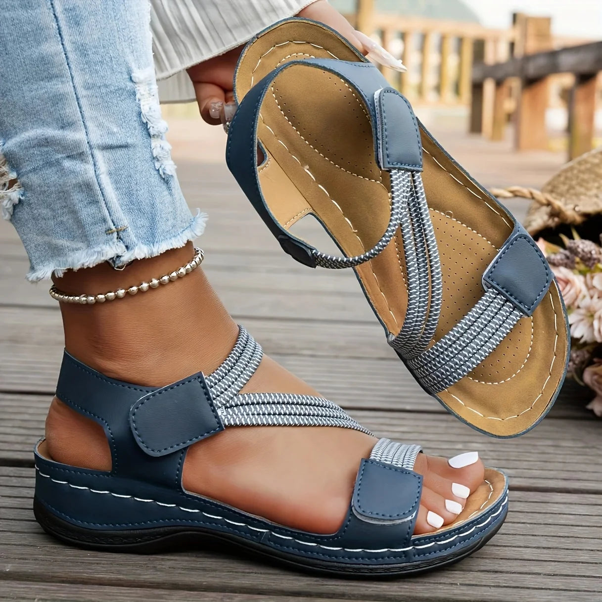 Women's Open Toed Retro Thick Soled Comfortable Sandals