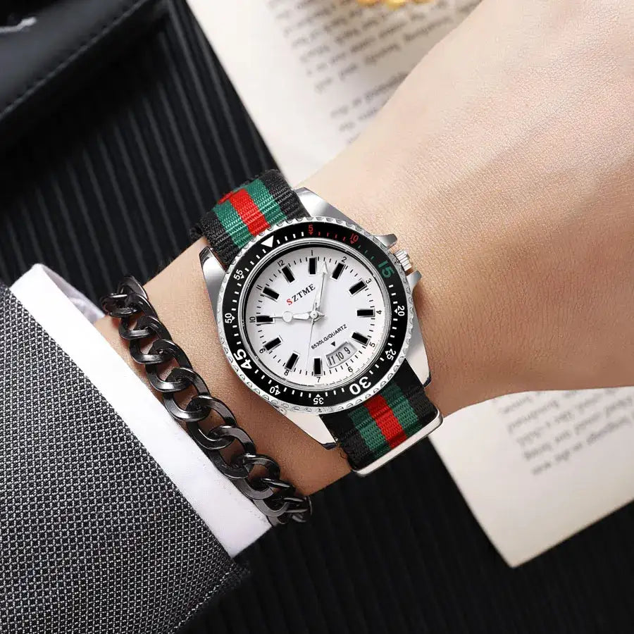 Men's Nylon Strap Calendar Simple Quartz Watch