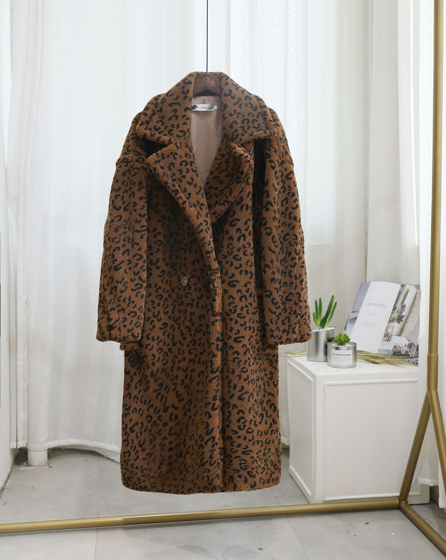 Women's Faux Fur Luxury Plush Coat