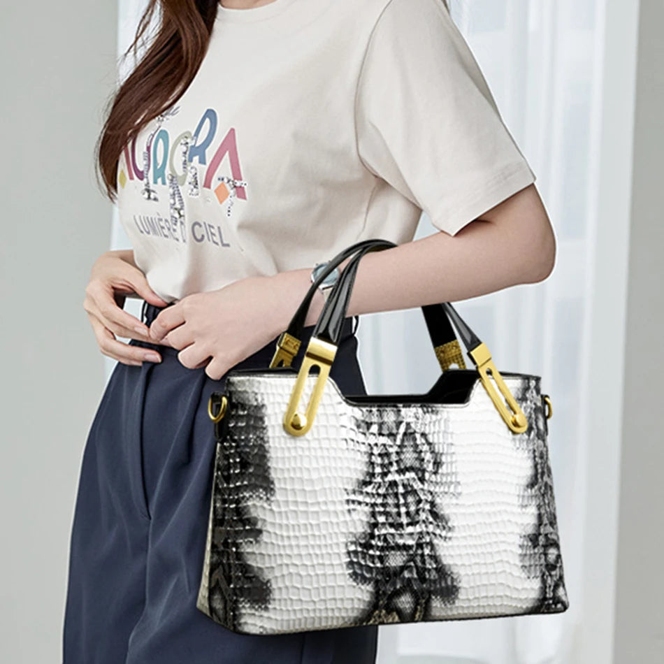 Women Python Pattern Luxury Party Handbag