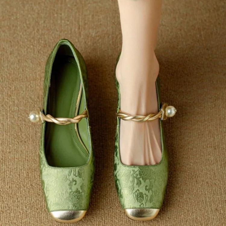 Women's Versatile French Style Shallow Mouth Lightweight Shoes