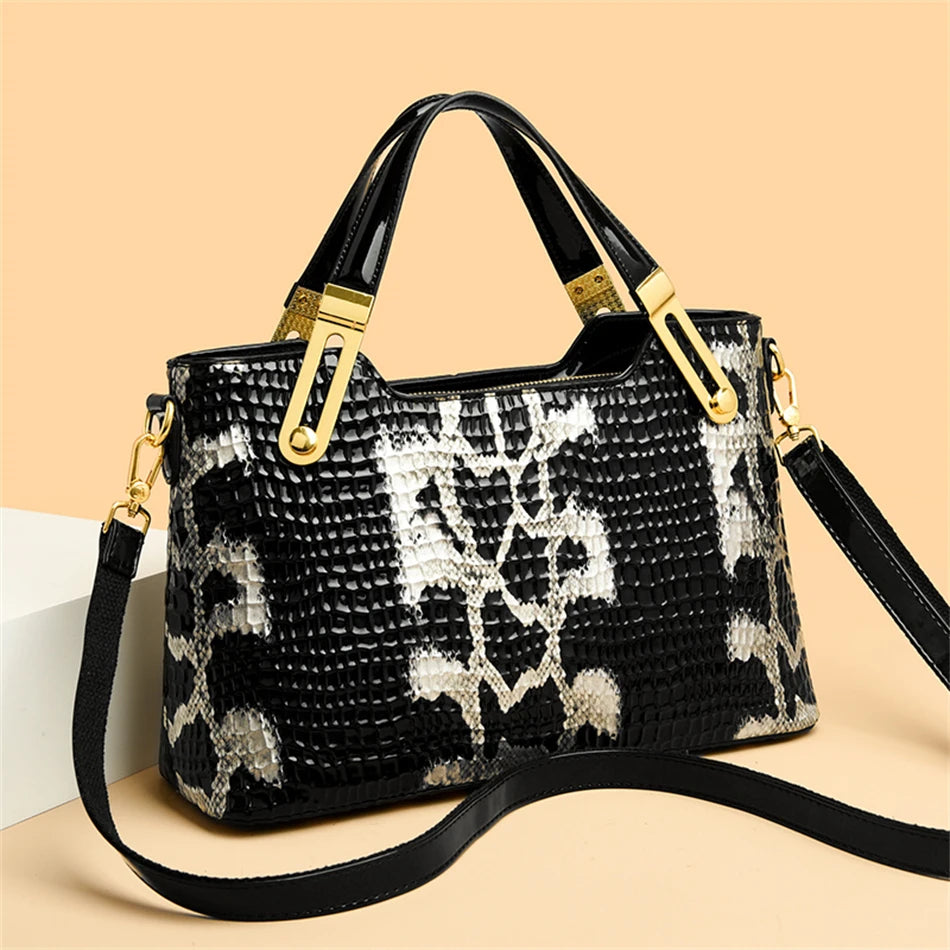 Women Python Pattern Luxury Party Handbag