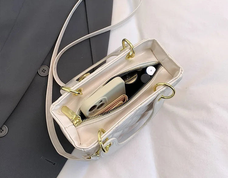 Women's Fashionable Texture Diamond Grid Shoulder Bag