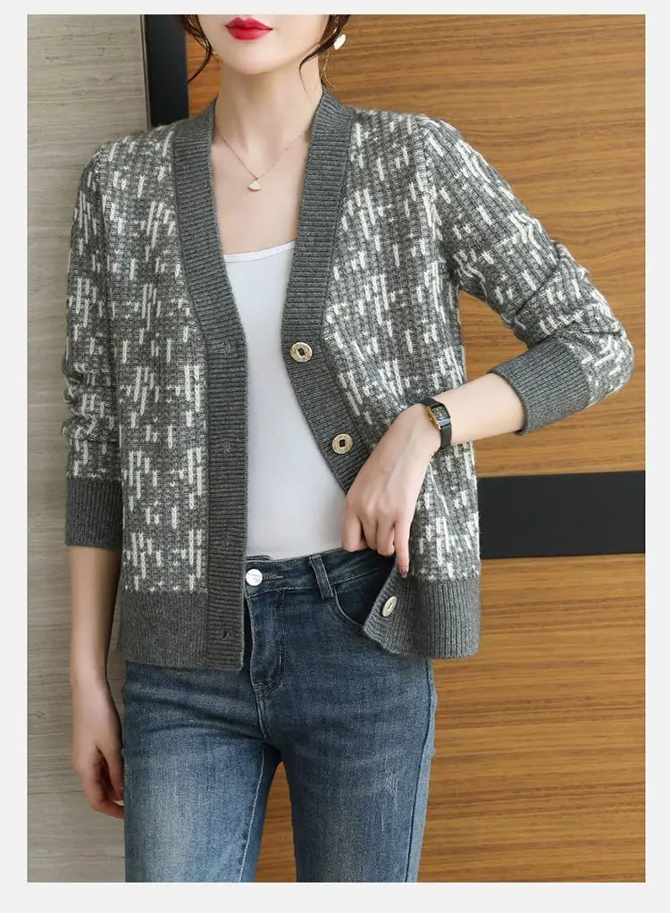 Women's V-neck Long Sleeve Button Cardigan Sweater