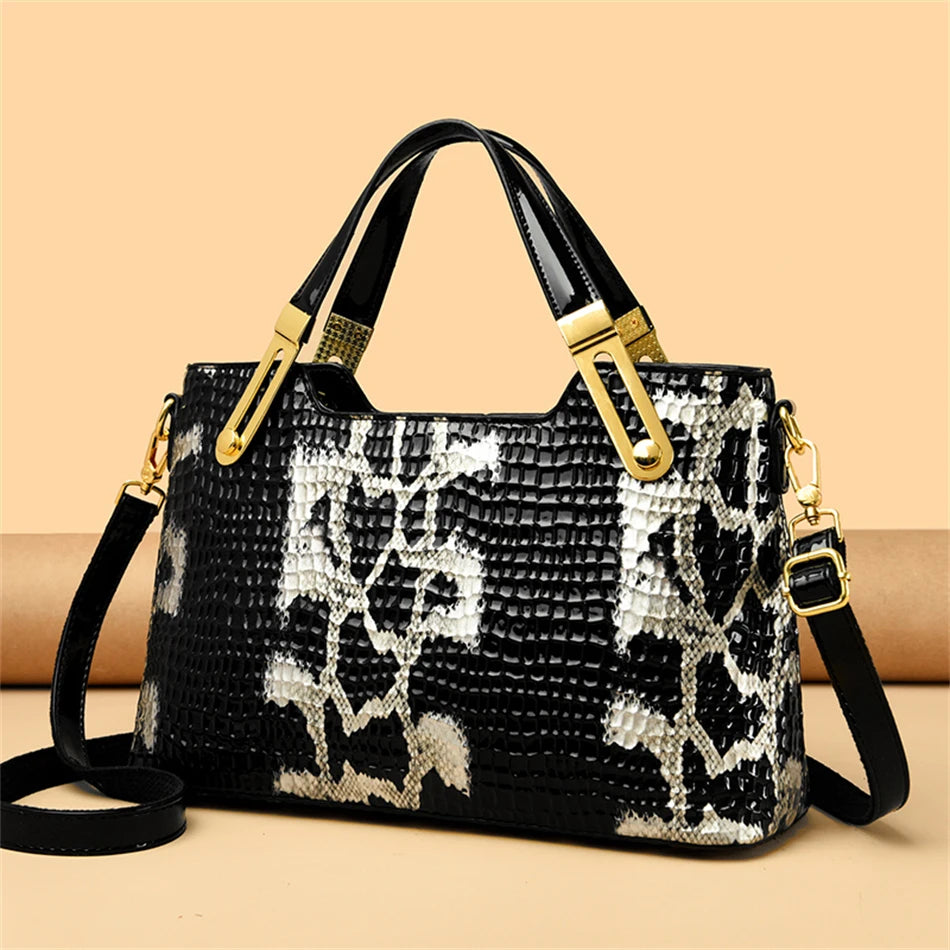 Women Python Pattern Luxury Party Handbag