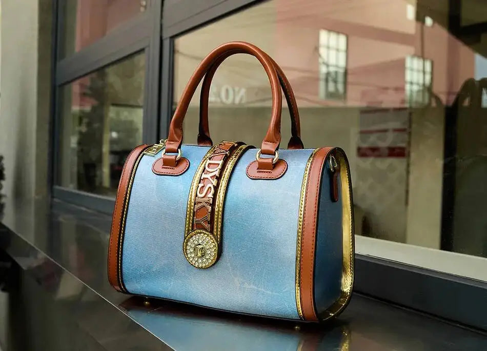 Women's Crocodile Embossed Letter Decoration Shoulder Handbag